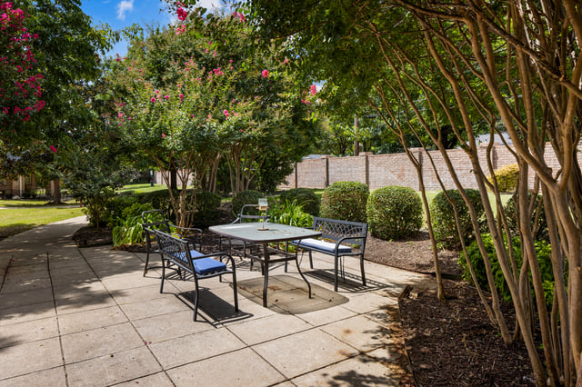 The-El-Dorado-043 - Outdoor Seating