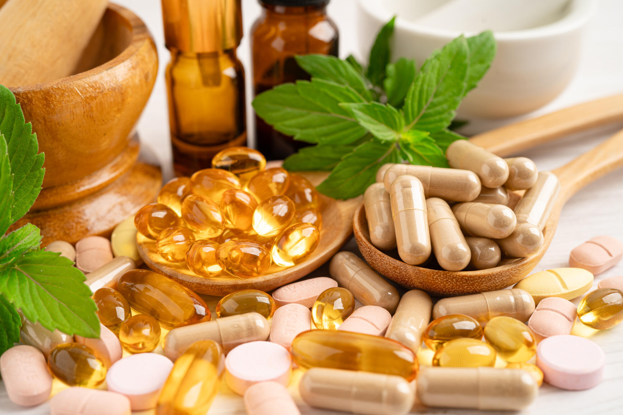 Best Vitamins for Brain Health in Seniors: Top Picks for Memory Support